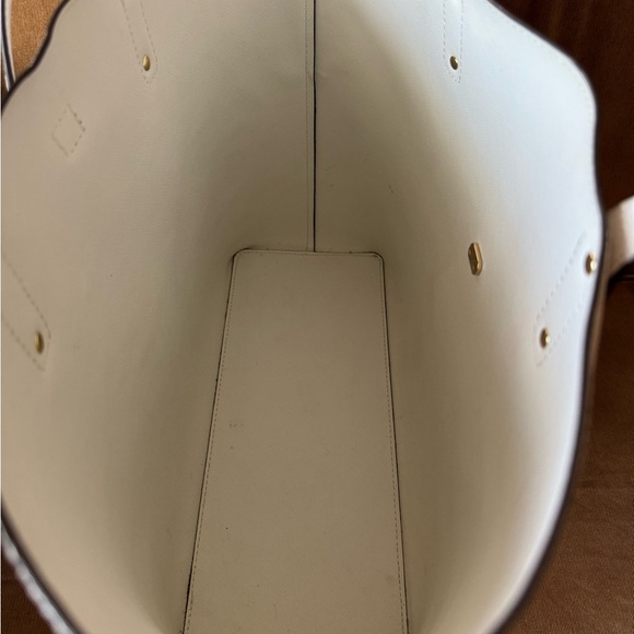 Michael Kors Purse / Tote - Picture 7 of 11